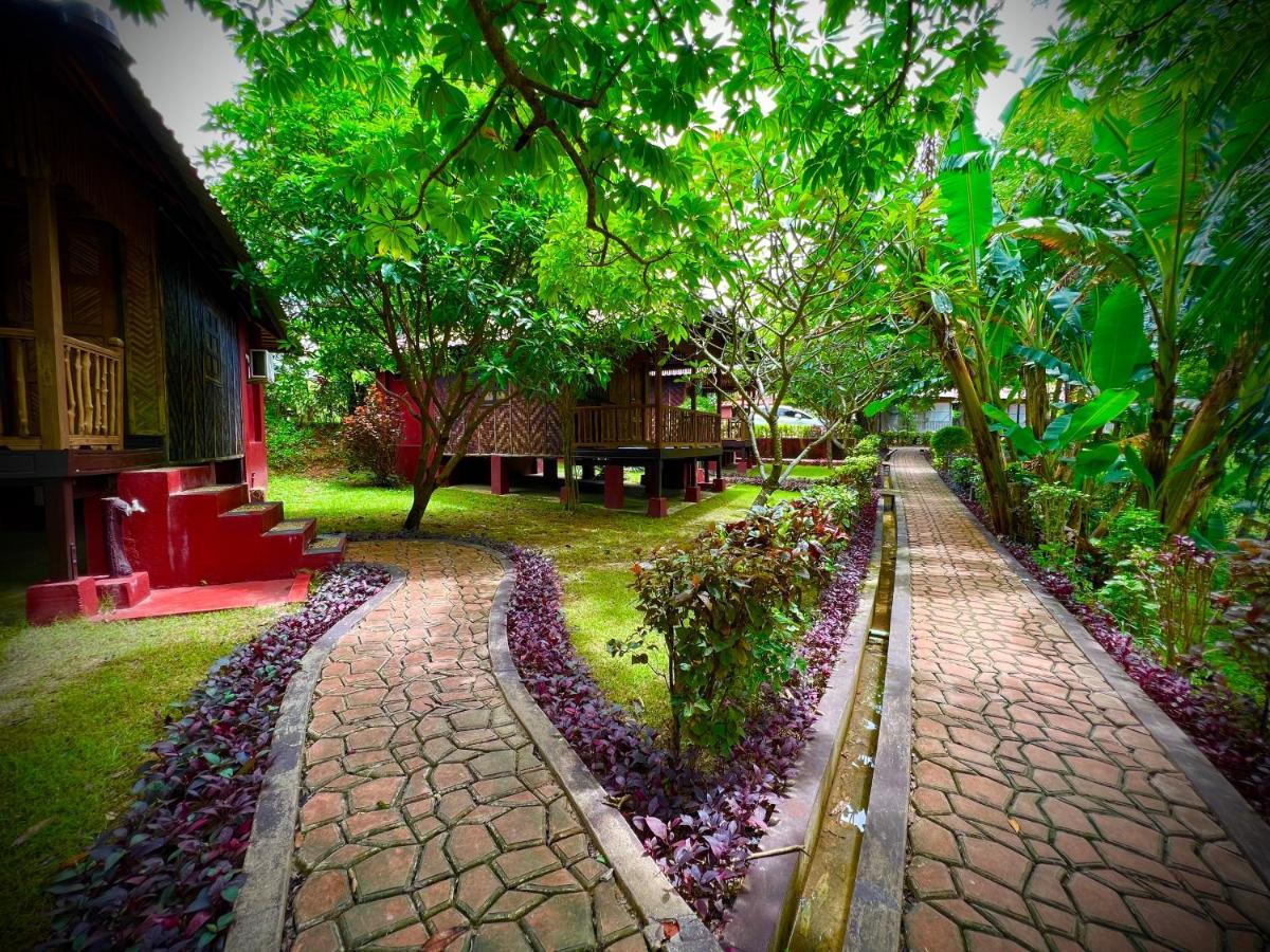 Hill Garden Hotel Чаунгта Екстериор снимка