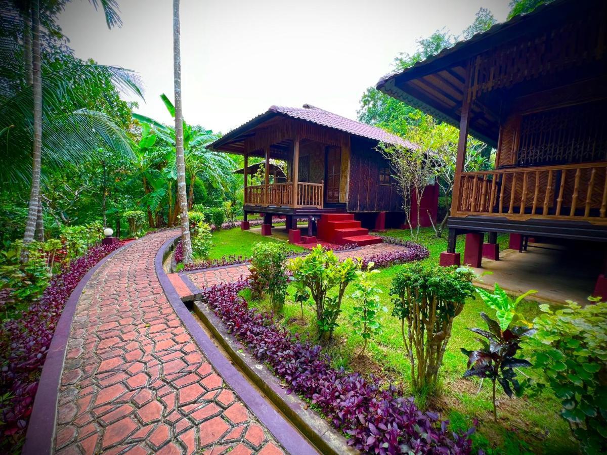 Hill Garden Hotel Чаунгта Екстериор снимка
